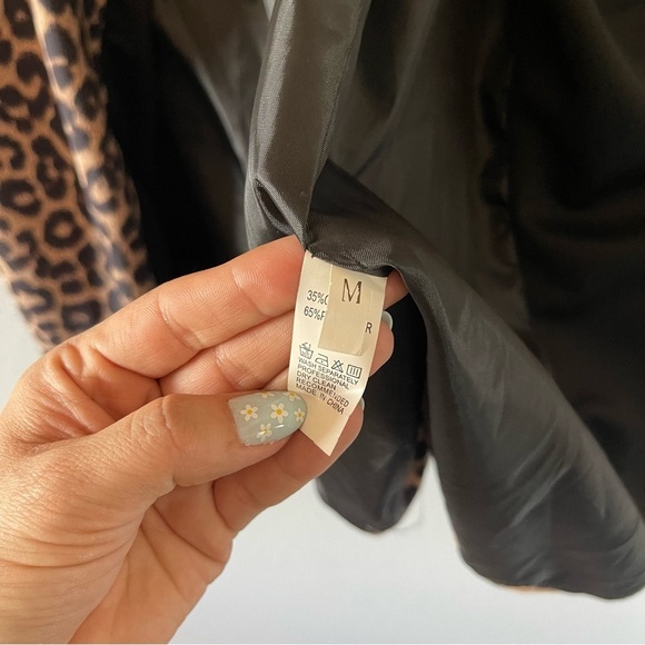 Women's Brown Leopard Print Open Front Blazer Jacket Size Medium - Picture 5 of 5